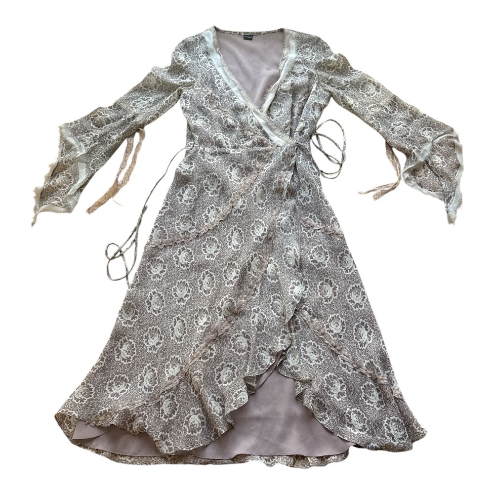 William B Floral Lace Wrap Dress Mauve Bell Sleeve Fringe High Low Maxi P